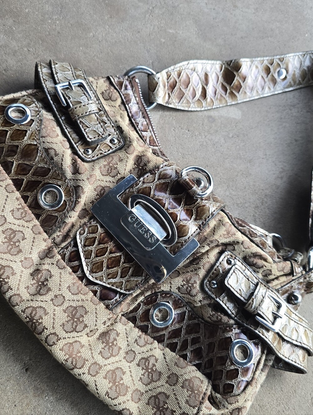 GUESS Y2K Vintage Monogram Croc Trim Handbag purse Buckle Logo Shoulder Bag - Picture 9 of 9